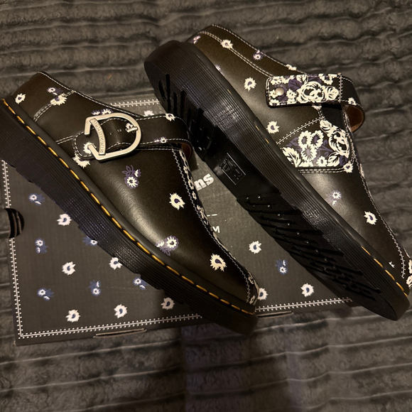 Dr Martens Nomarhythm collab Isham UK 7, NIB, hard to find - Picture 2 of 6